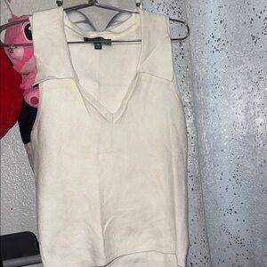 DIVIDED Sleeveless V-Neck Knit Tank Top in white